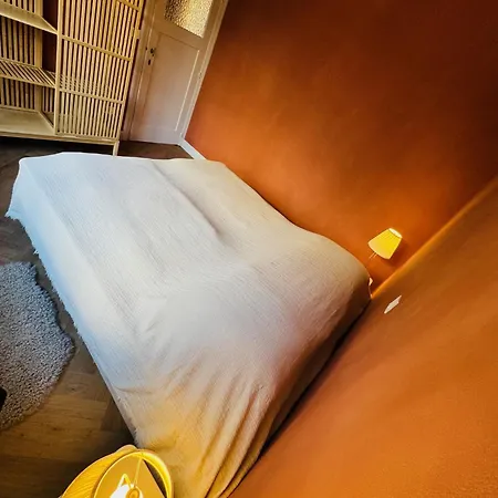 Two Bedroom 150m From The アパート *