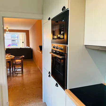 アパート Two Bedroom 150m From The